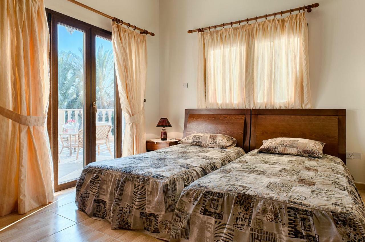 Villa Tsikkos Tria Polis Exteriér fotografie